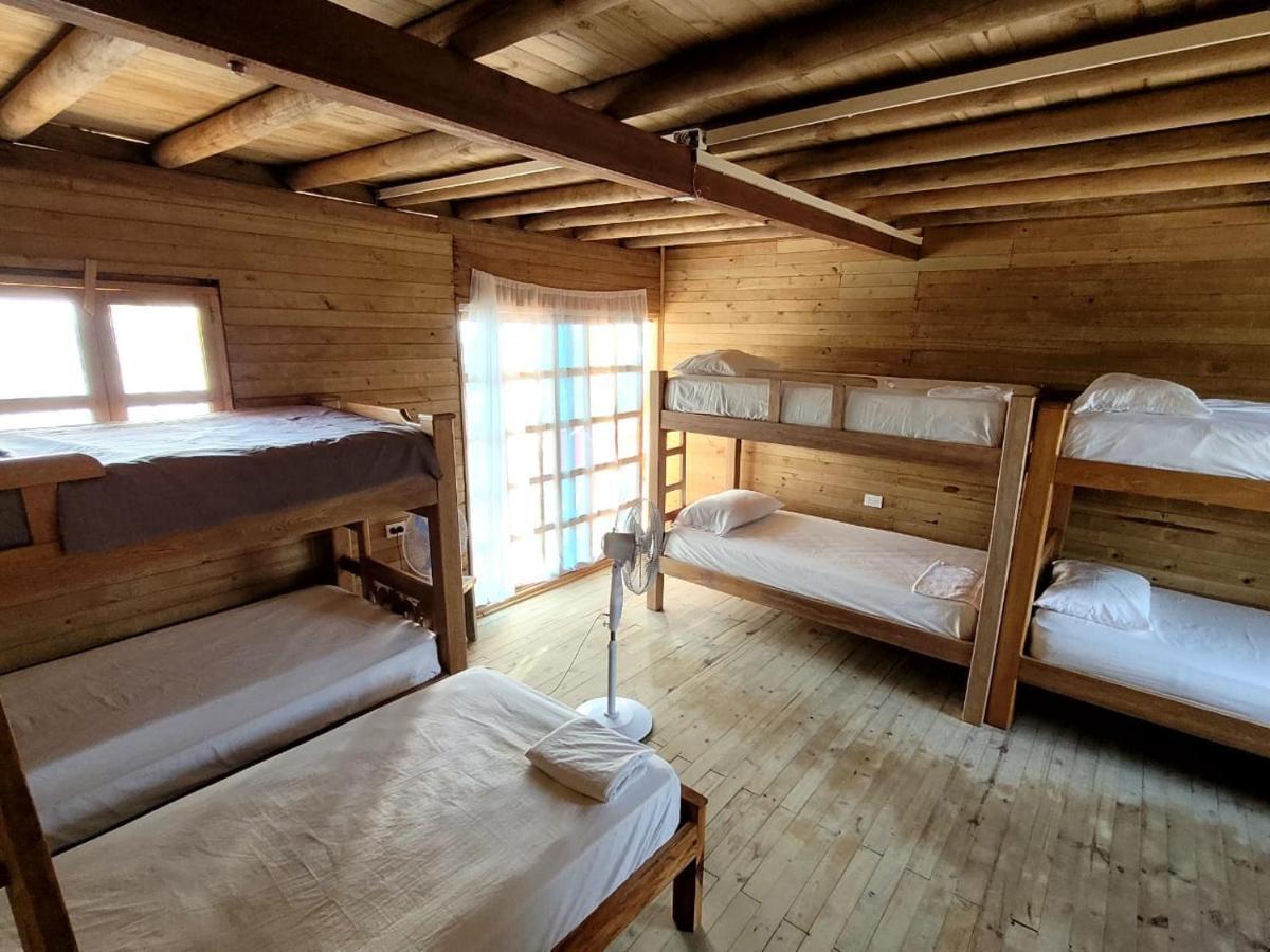 Hostel Villa Luz Beach Tintipan Island Buitenkant foto