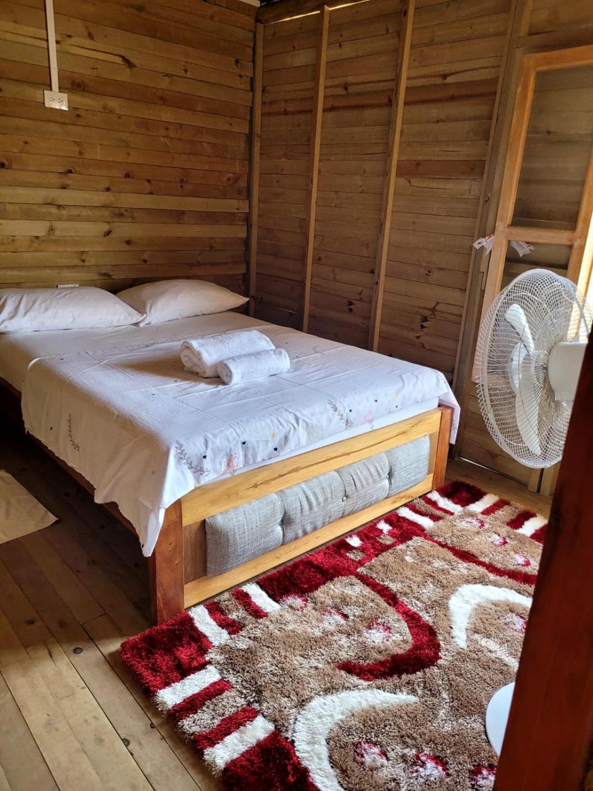 Hostel Villa Luz Beach Tintipan Island Buitenkant foto